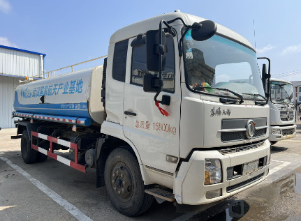 二手15方灑水車_二手國五東風(fēng)天錦灑水車