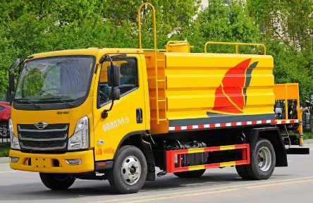 福田領航M5藍牌7方灑水車_程力威牌CLW5045TYH6SL型路面養護車 福田領航M5藍牌7方灑水車_程力威牌CLW5045TYH6SL型路面養護車